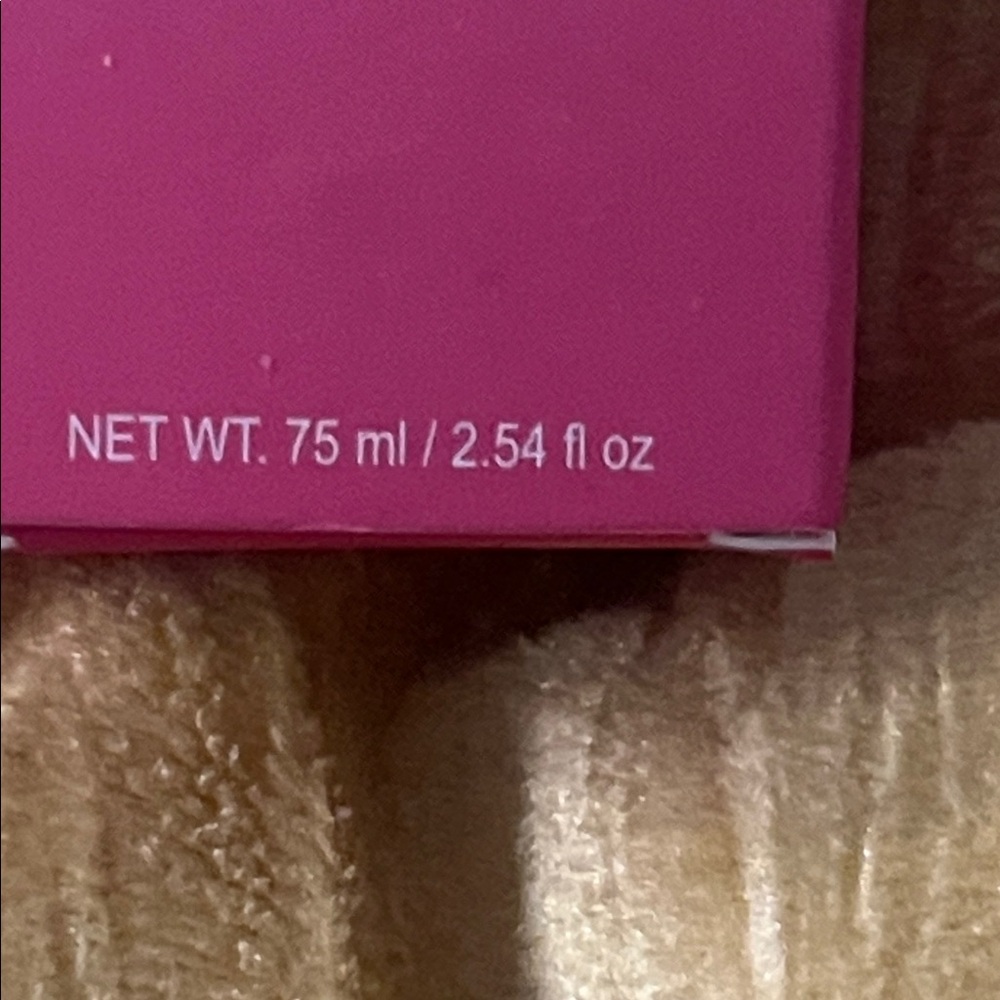 Pink Setting Spray - Picture 3 of 5